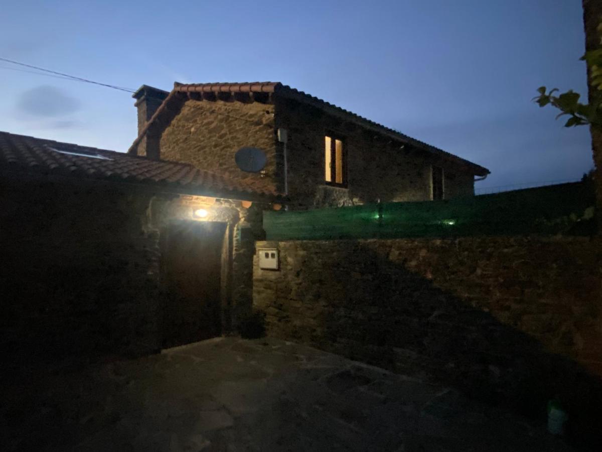 Casal De Pedra Holiday home